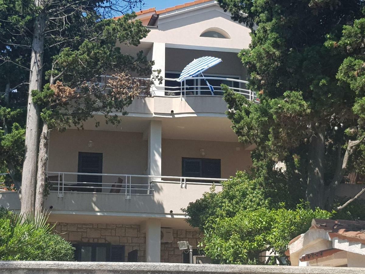 Mare Azzurro Apartments Pula Exterior photo